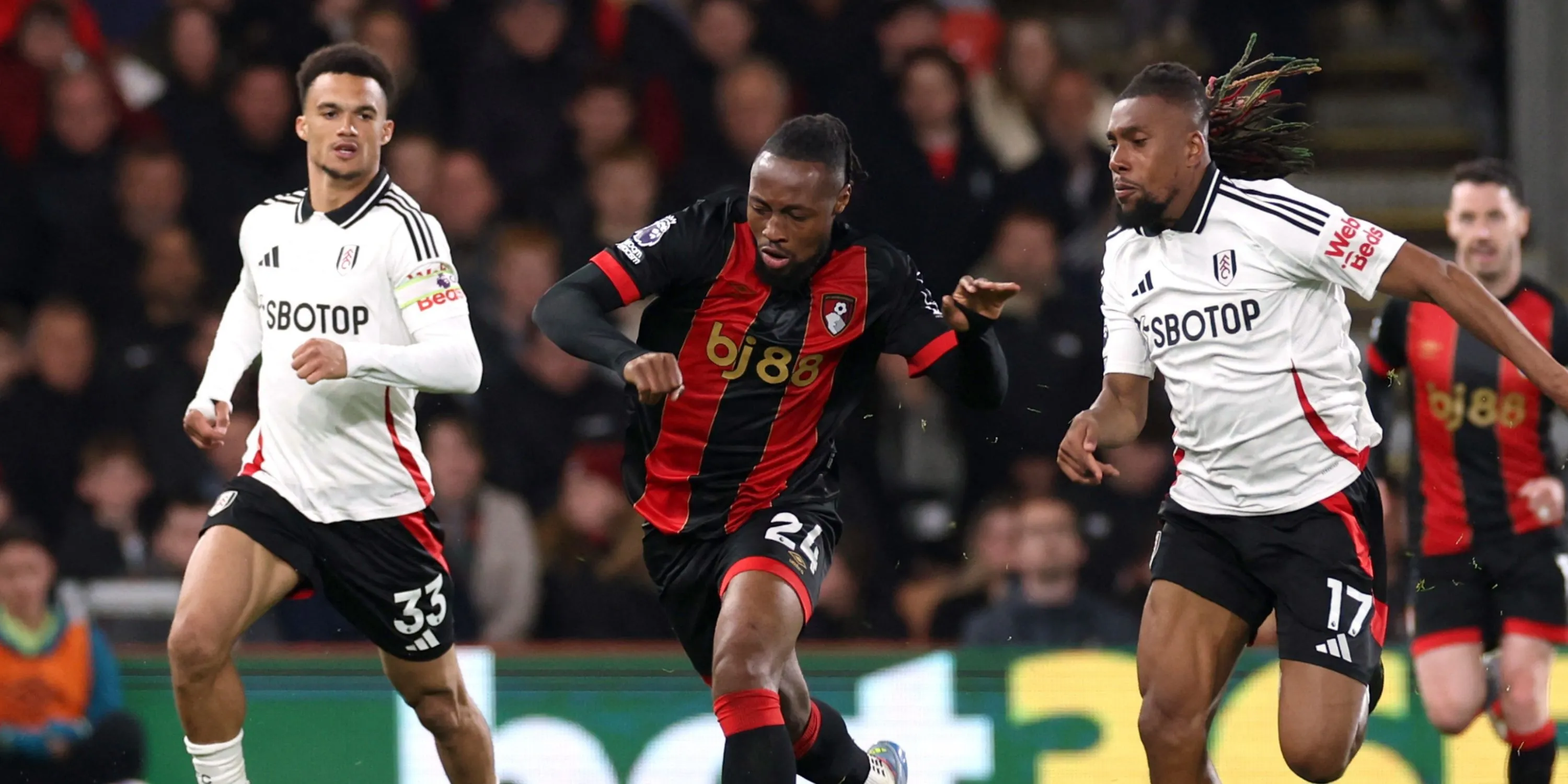 Antoine Semenyo của Bournemouth thi đấu tại Premier League, thể hiện khả năng dứt điểm