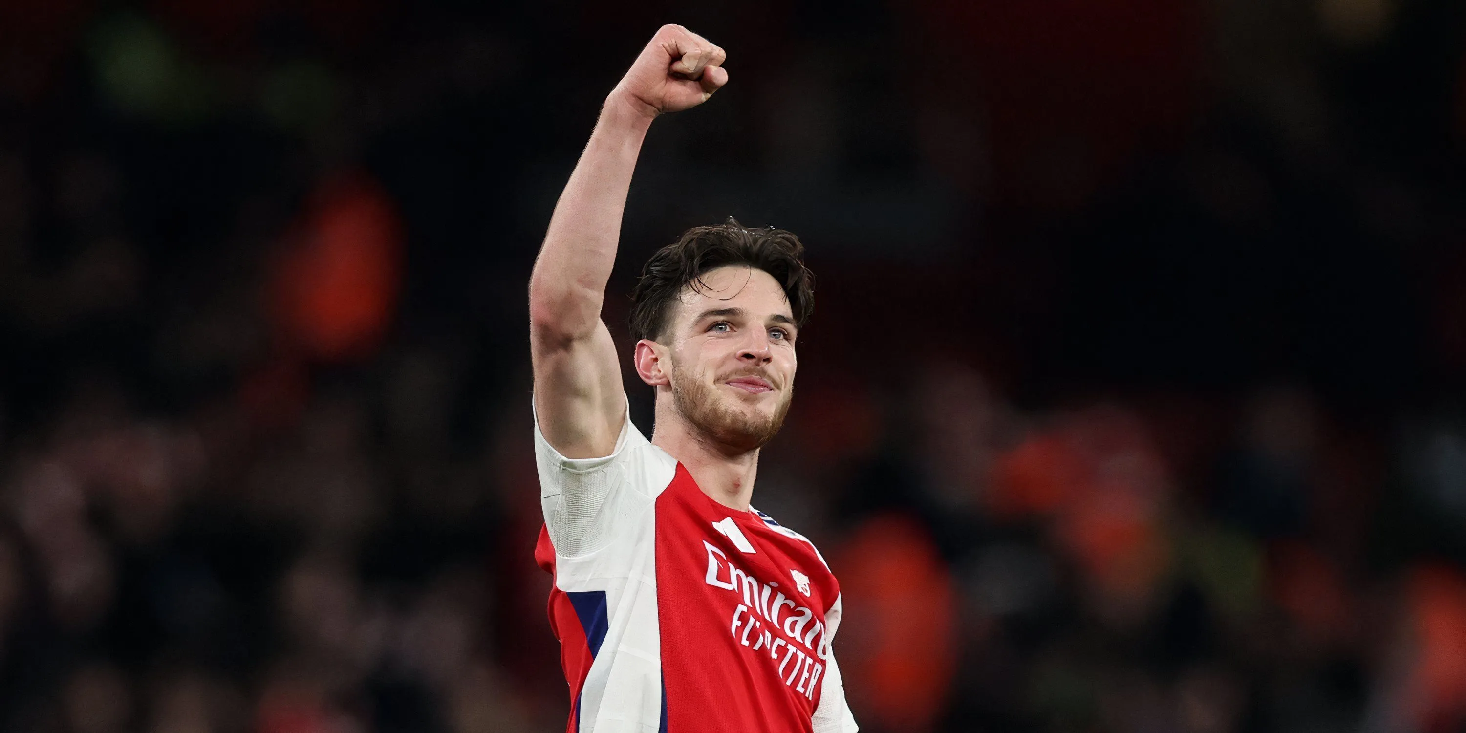 Declan Rice ăn mừng trong màu áo Arsenal