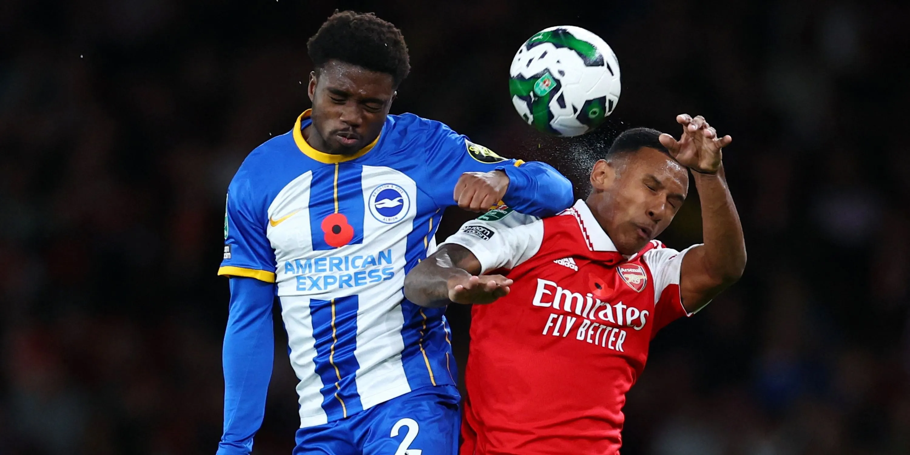 Cầu thủ chạy cánh Marquinhos thi đấu cho Arsenal tại Ngoại hạng Anh
