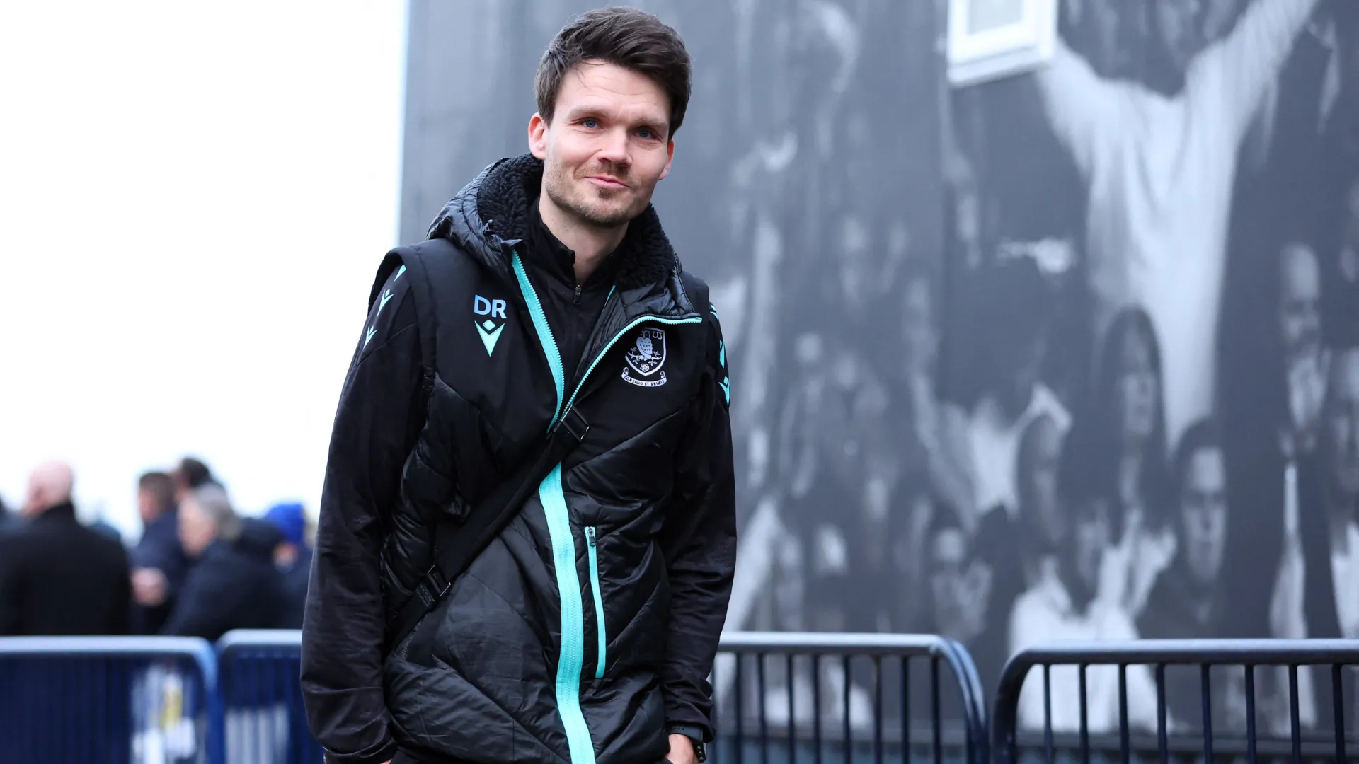 HLV Danny Rohl của Sheffield Wednesday với tương lai không chắc chắn tại Hillsborough