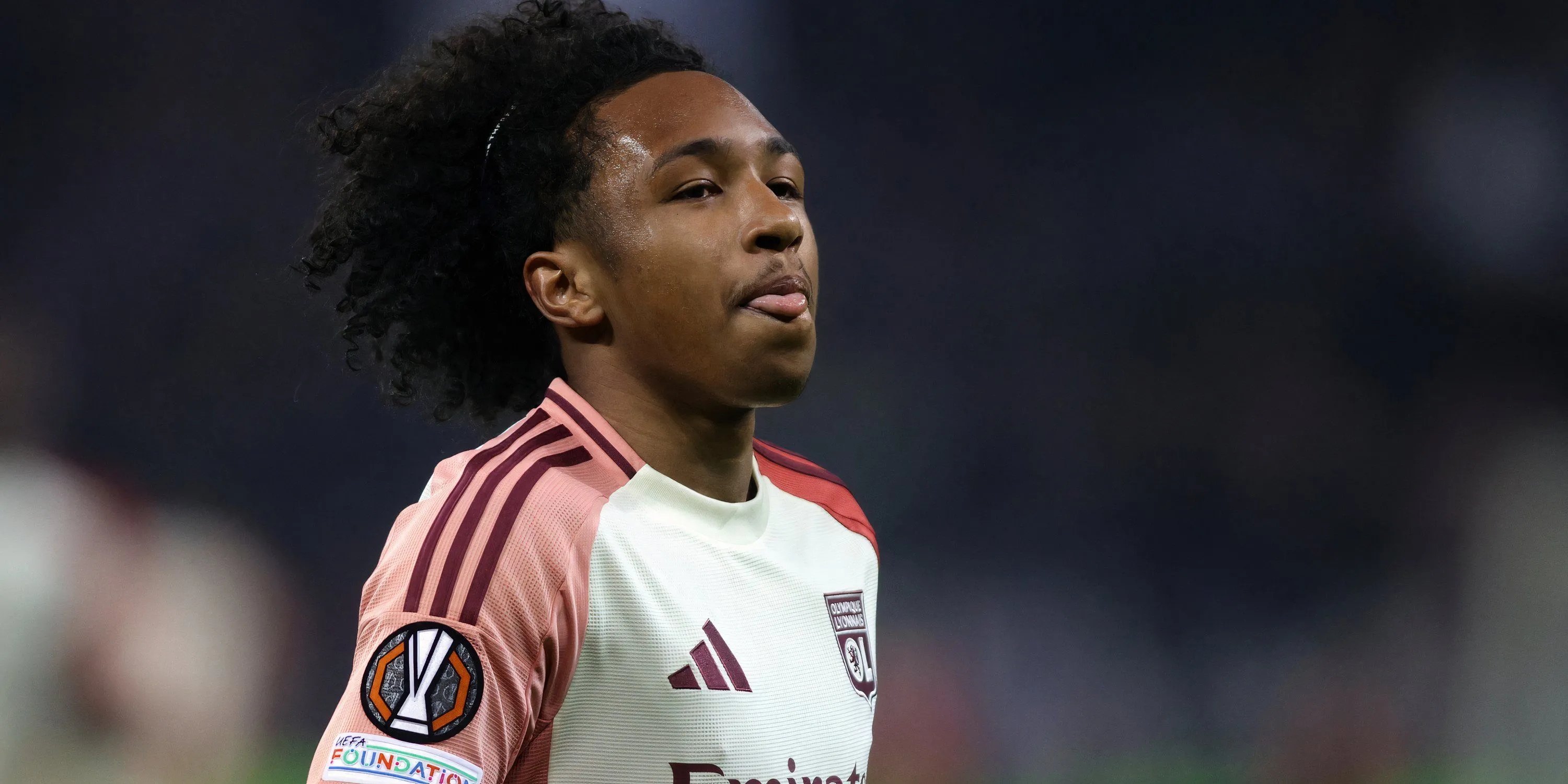 Malick Fofana thi đấu cho Lyon, cầu thủ trẻ được Liverpool theo dõi sát sao
