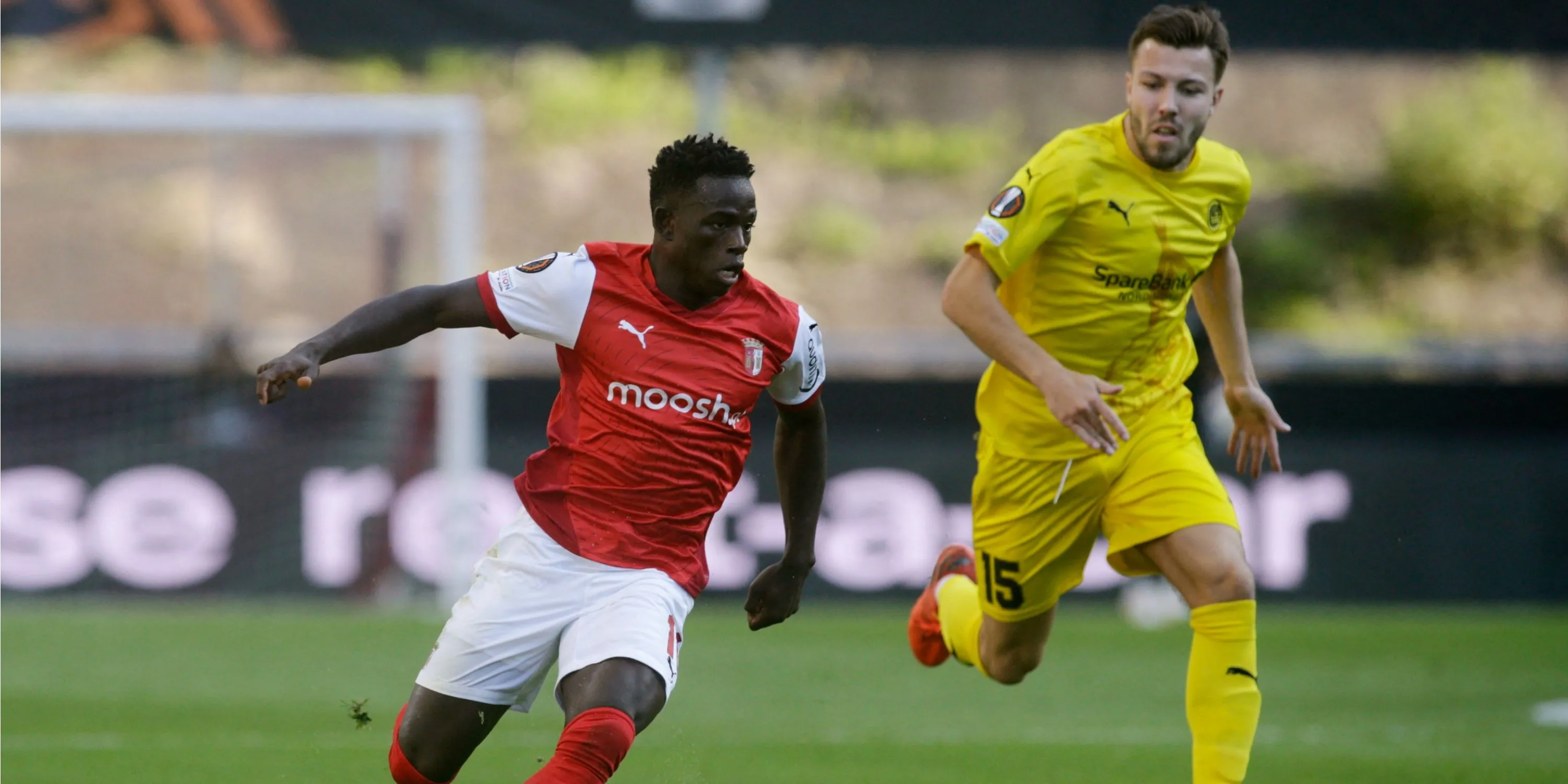 Roger Fernandes trong một trận đấu của SC Braga