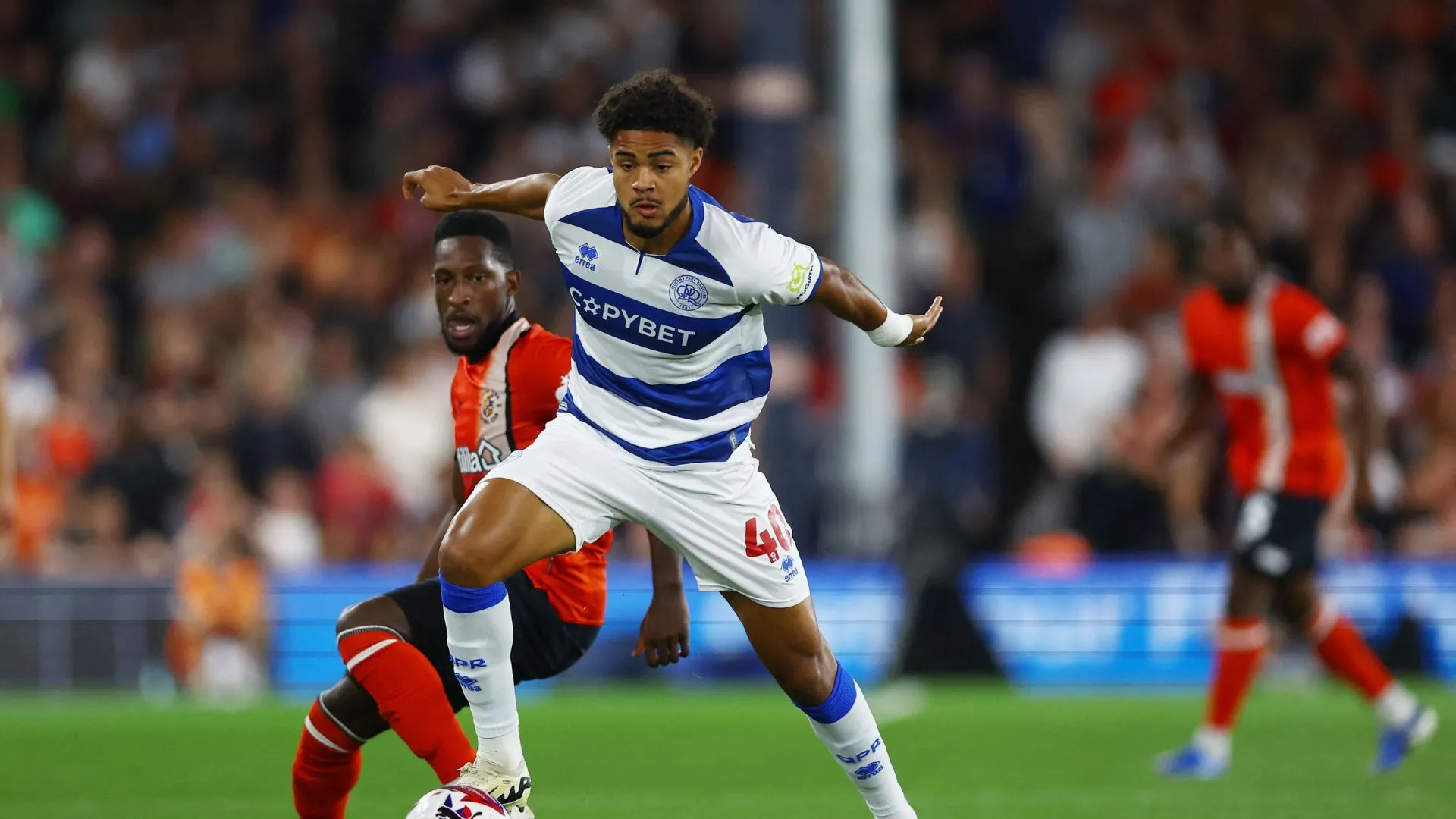 Tiền vệ Jonathan Varane, mục tiêu chuyển nhượng tiềm năng rời QPR