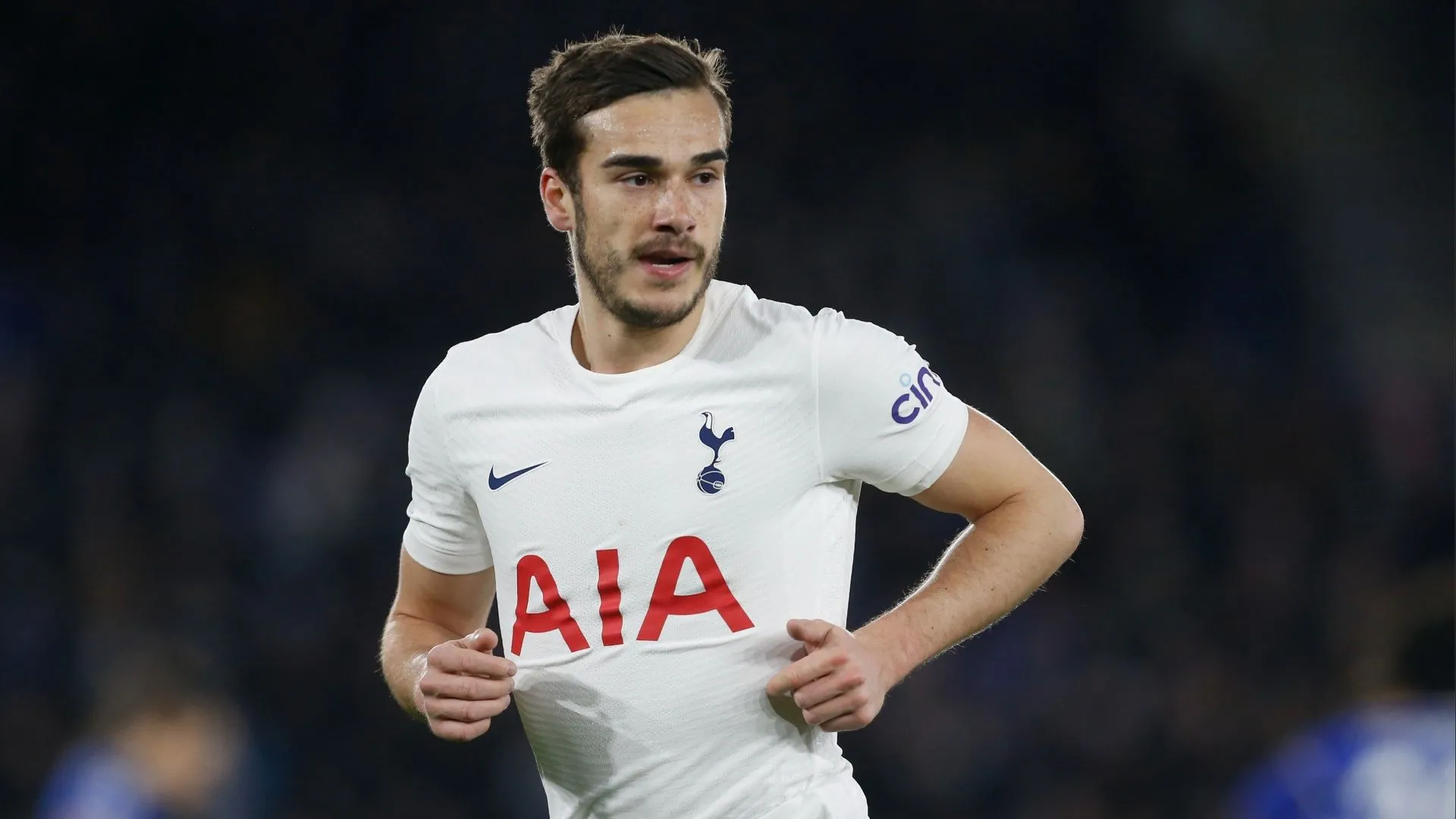 Tổng hợp hình ảnh sự nghiệp của tiền vệ Harry Winks