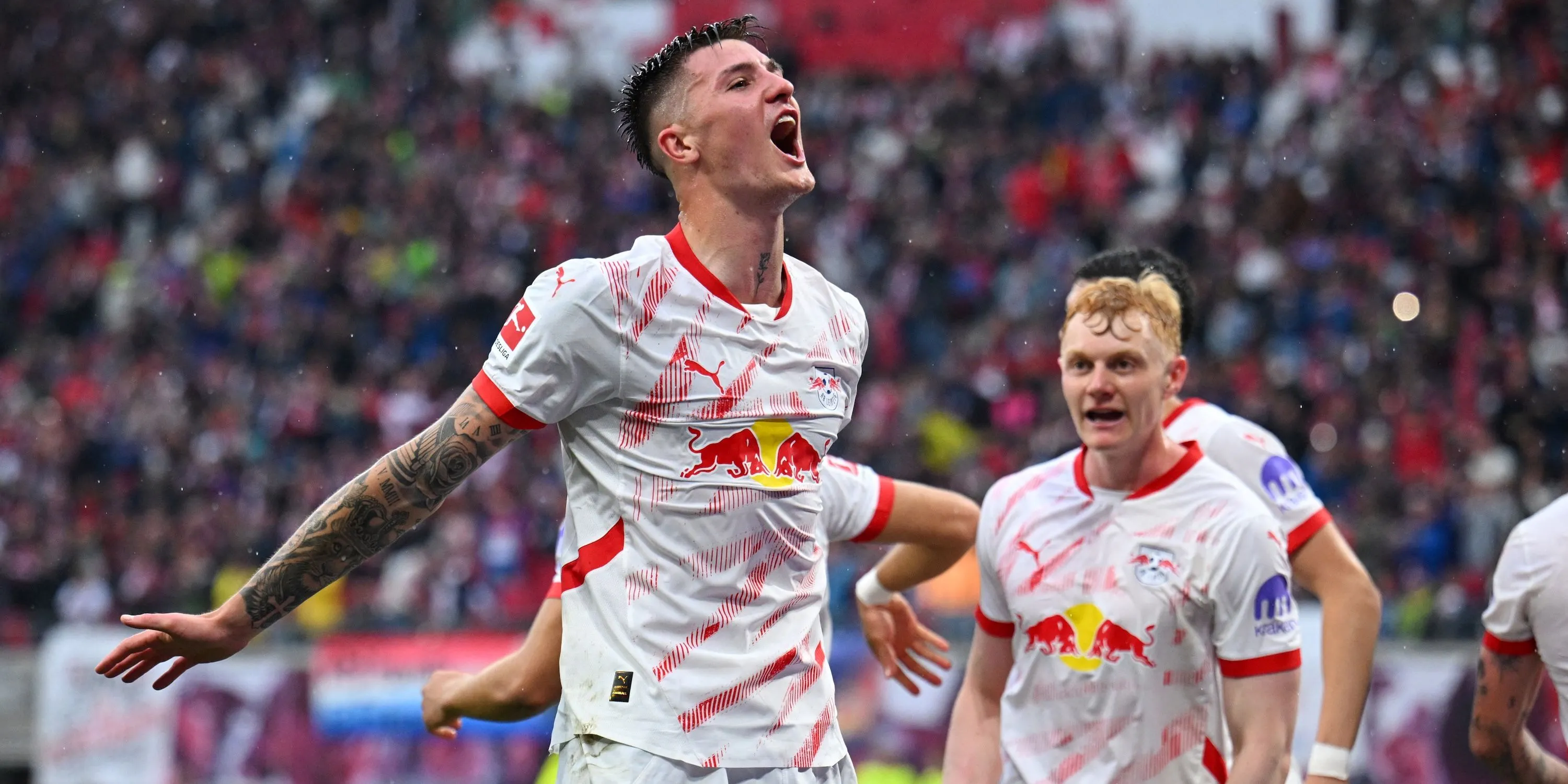 Benjamin Sesko trong màu áo RB Leipzig, mục tiêu tiền đạo từng được Arsenal theo đuổi trước Gyokeres