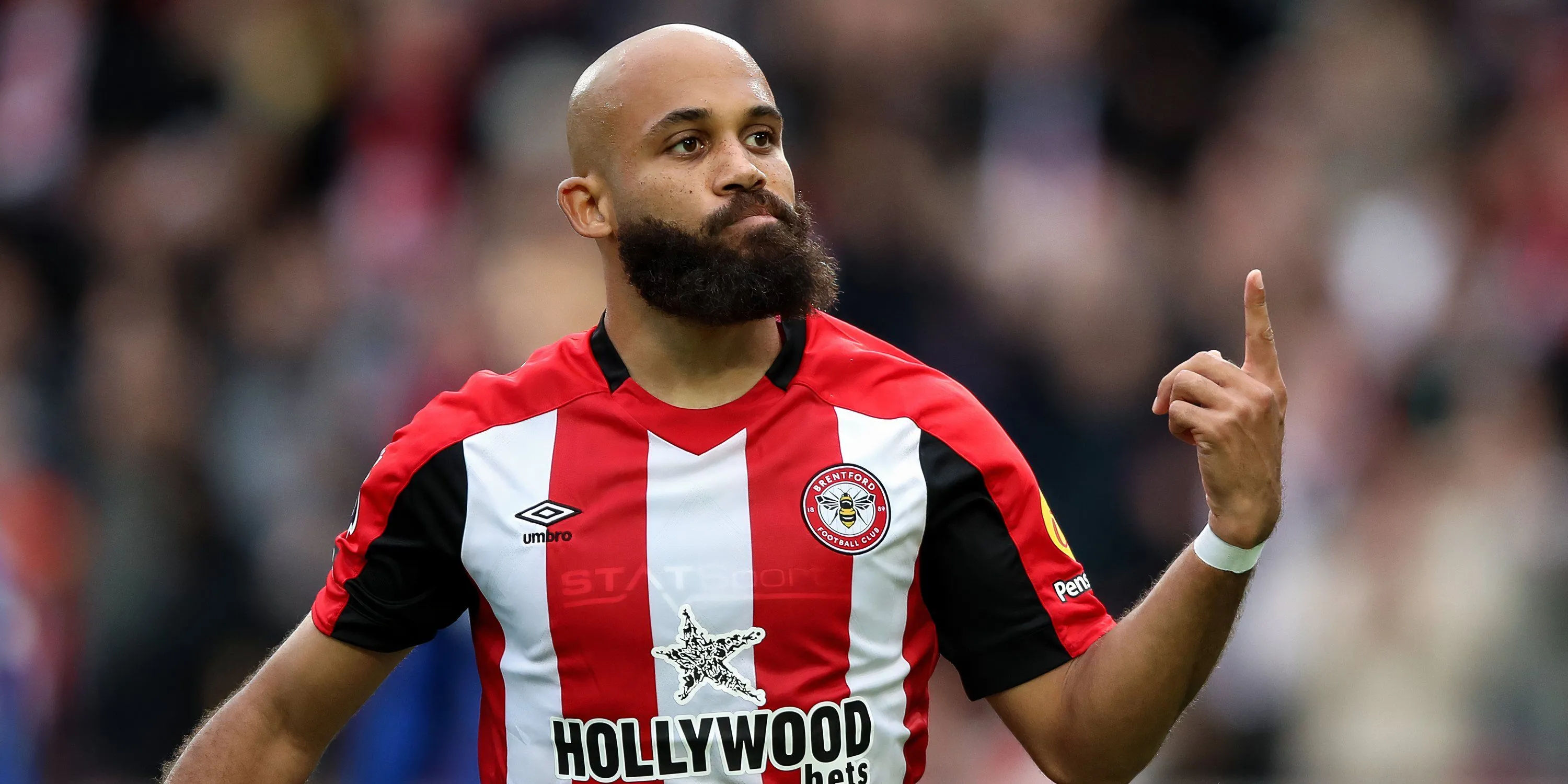 Bryan Mbeumo ăn mừng sau khi ghi bàn cho Brentford tại Premier League.