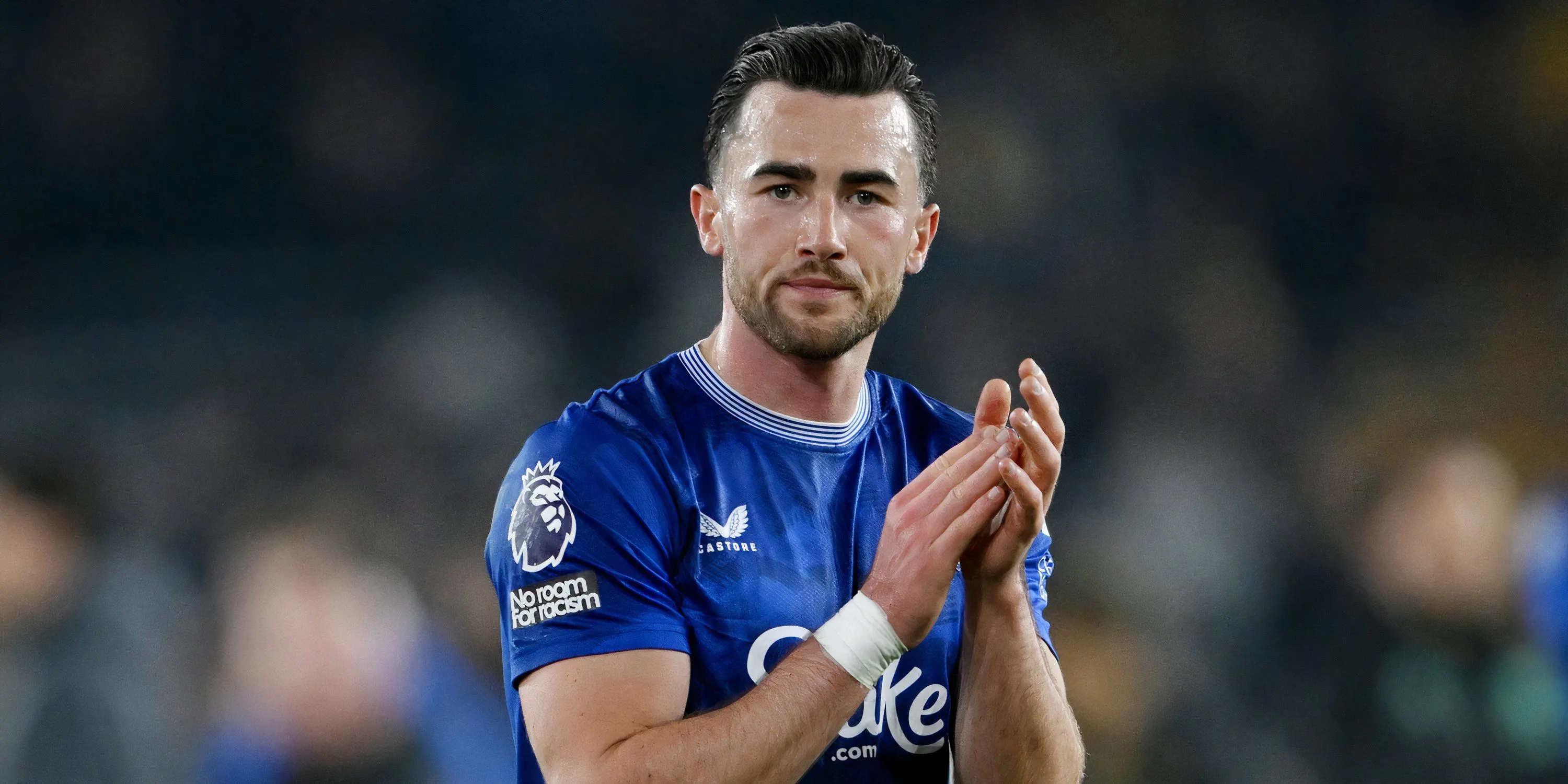 Cầu thủ chạy cánh Jack Harrison trong màu áo Everton