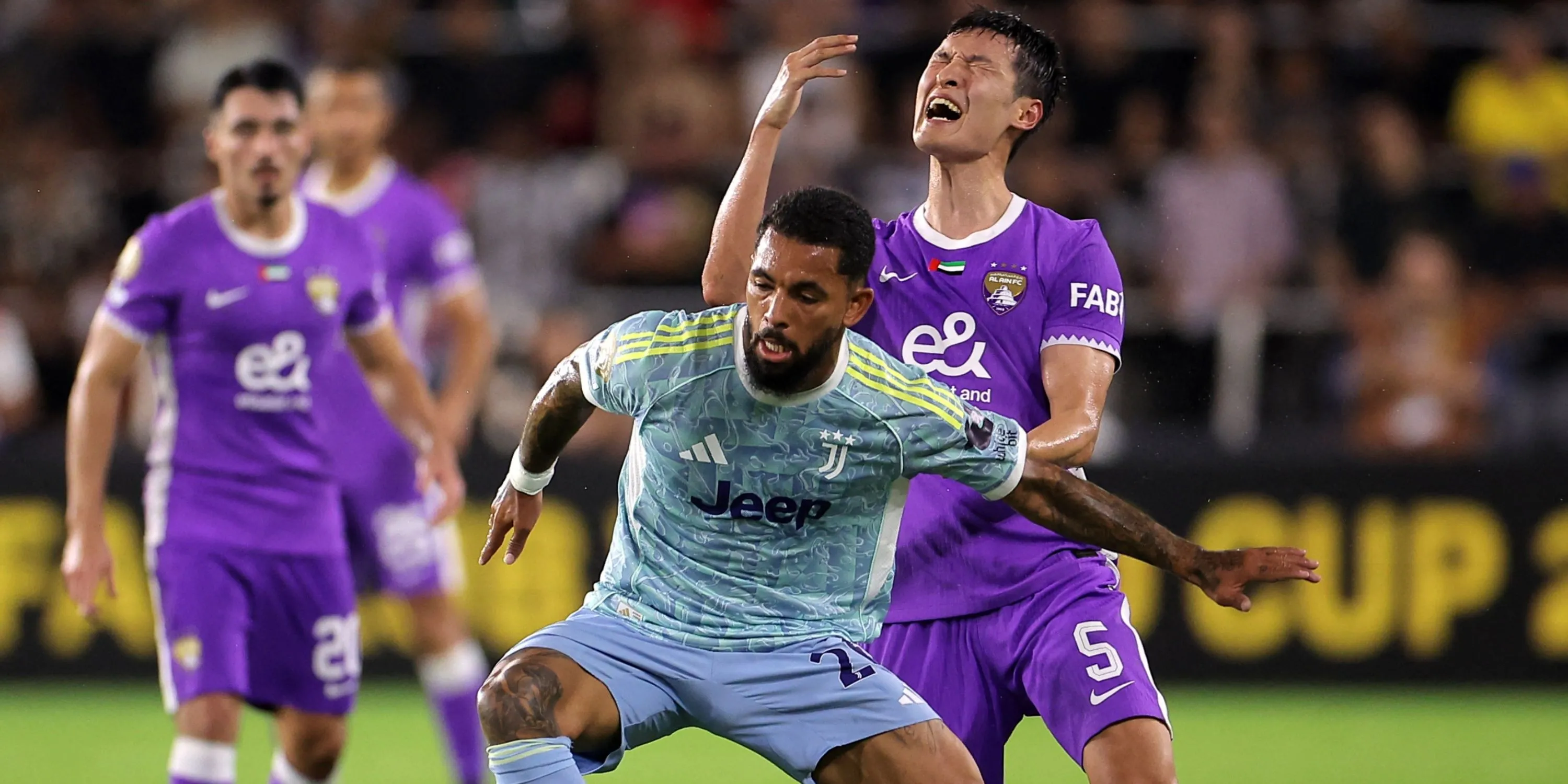 Douglas Luiz thi đấu cho Juventus tại FIFA Club World Cup