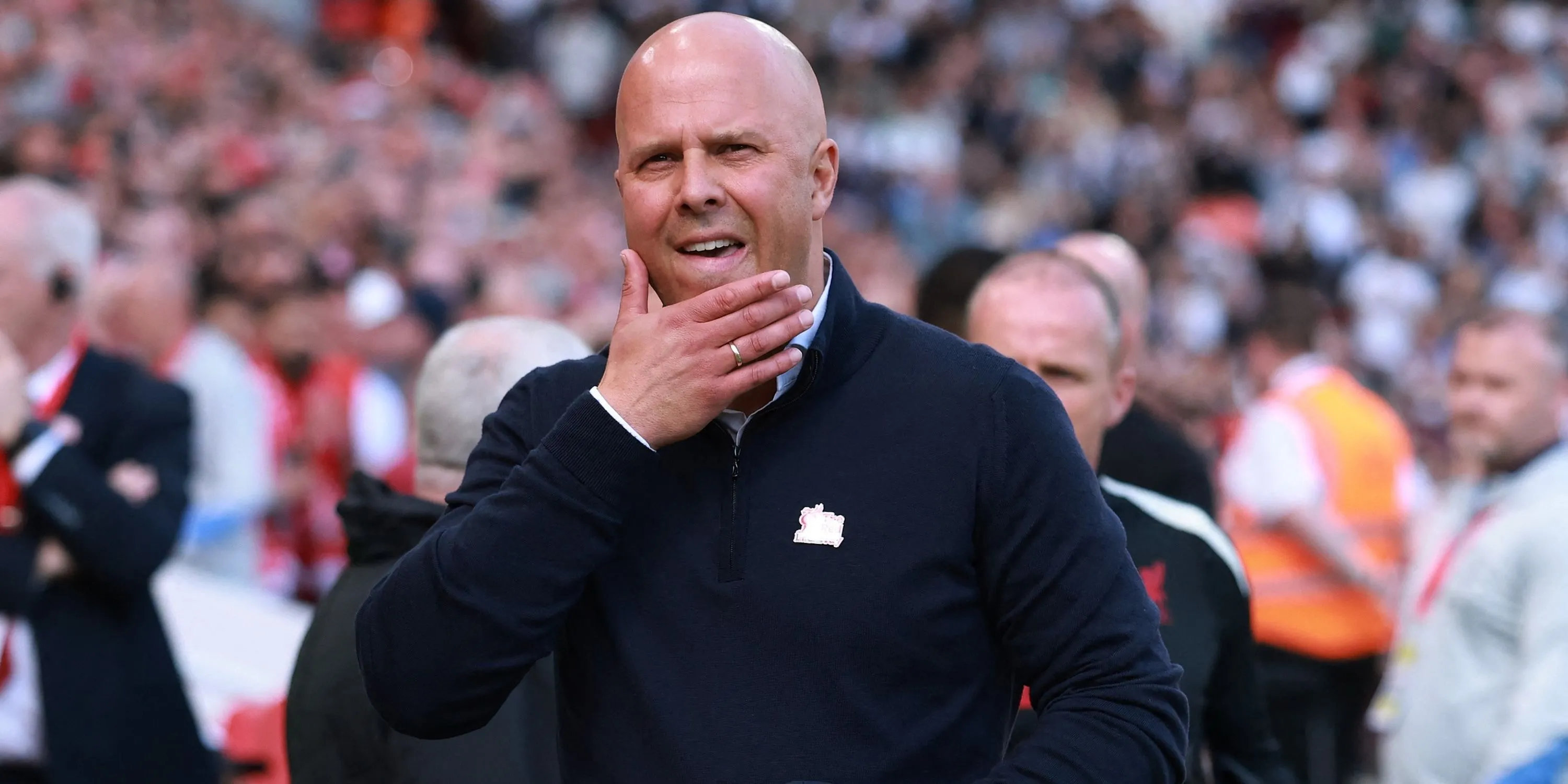 Huấn luyện viên Arne Slot của Liverpool