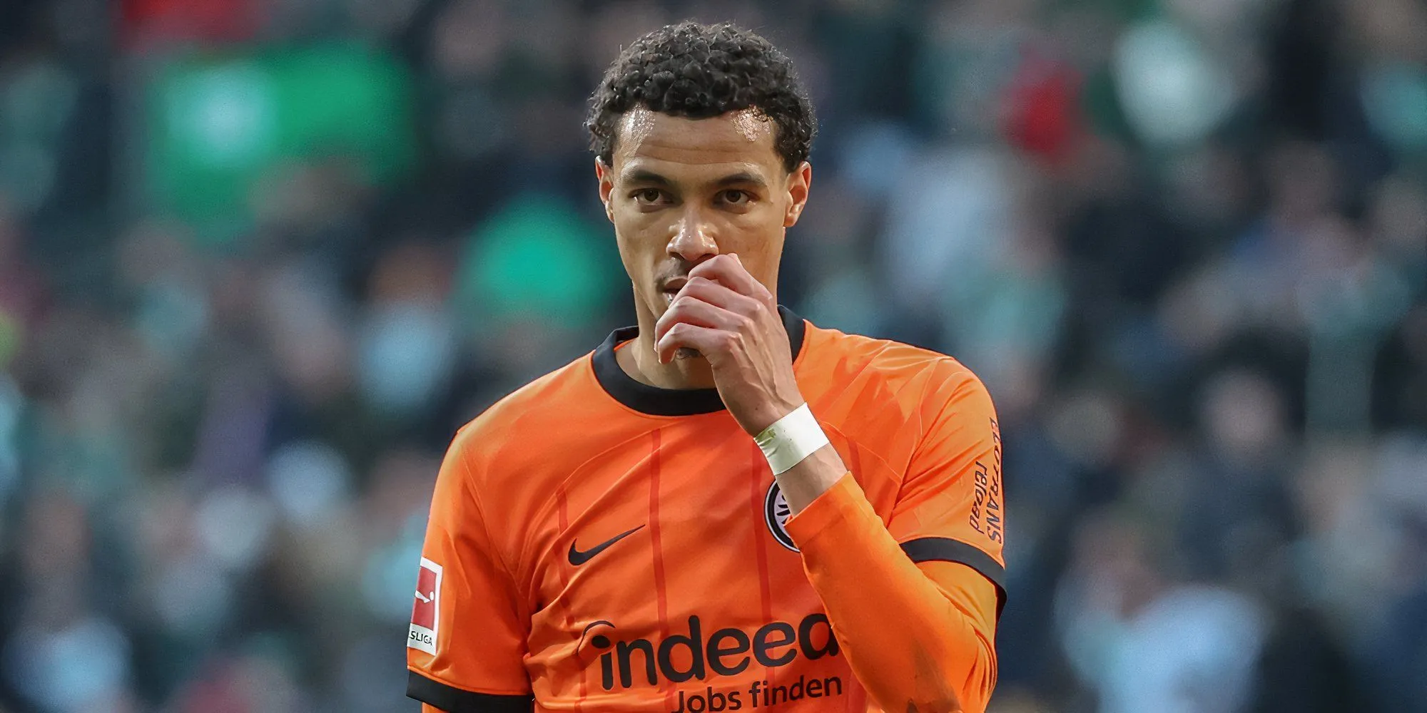 Hugo Ekitike trong màu áo Eintracht Frankfurt, mục tiêu chuyển nhượng của Man Utd