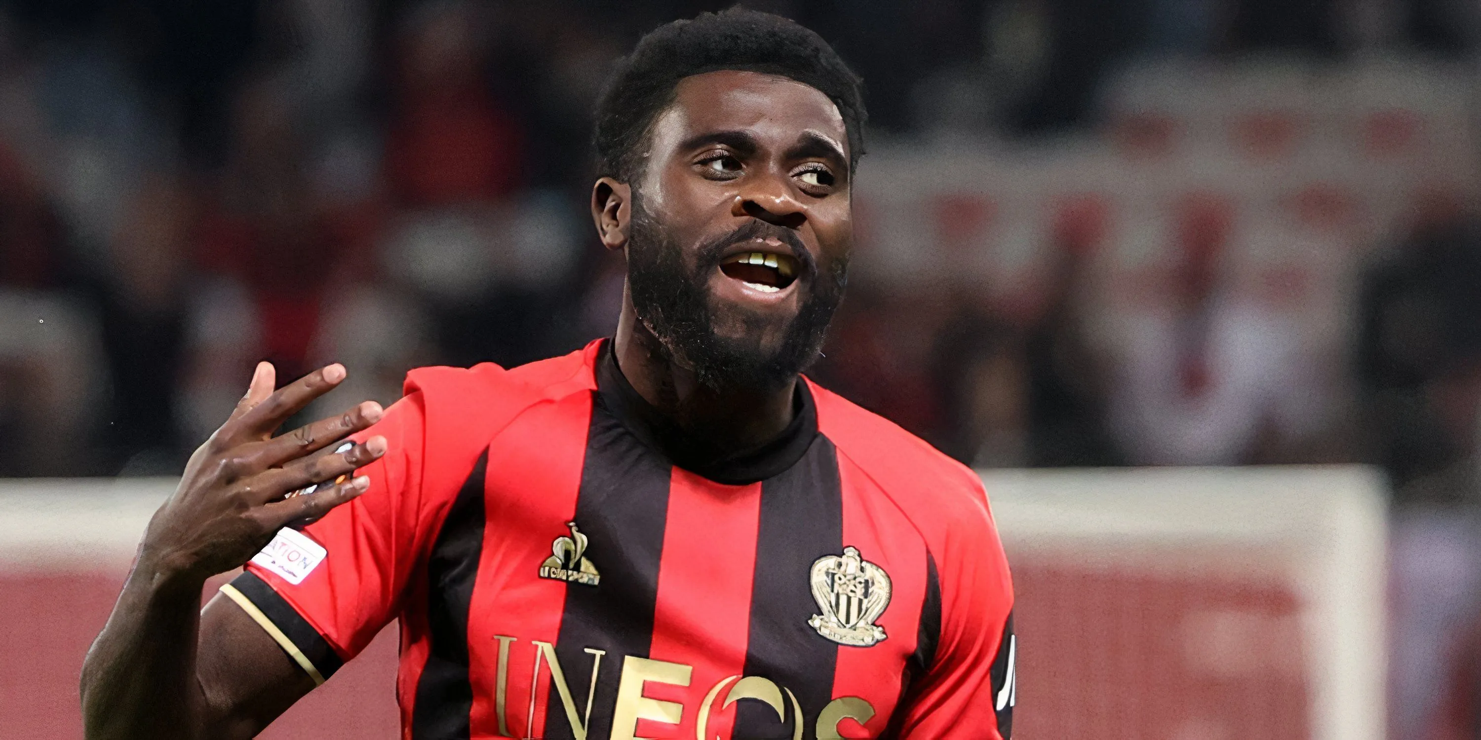 Jeremie Boga thi đấu cho OGC Nice, cầu thủ được Leeds United hỏi mua