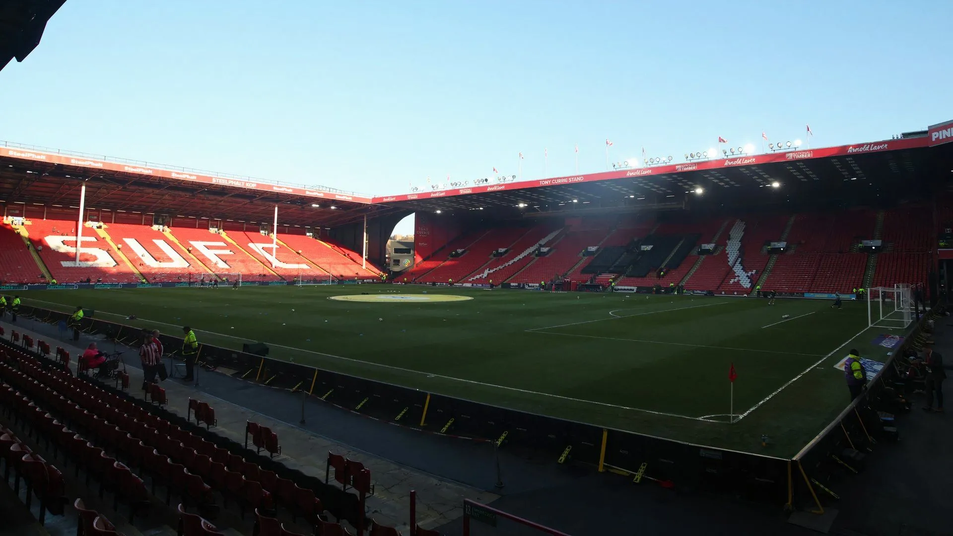 Toàn cảnh sân vận động Bramall Lane, sân nhà của Sheffield United tại giải Championship