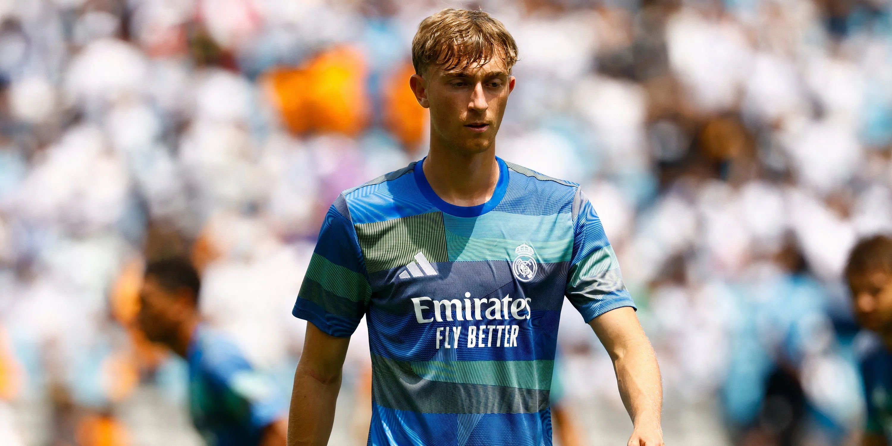 Trung vệ Dean Huijsen trong màu áo Real Madrid, từng được Tottenham theo đuổi