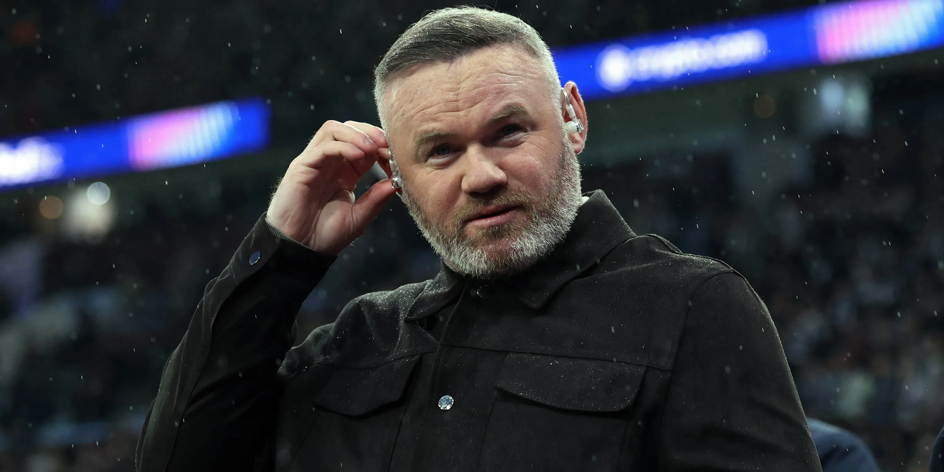 Wayne Rooney trong vai trò chuyên gia bình luận bóng đá.