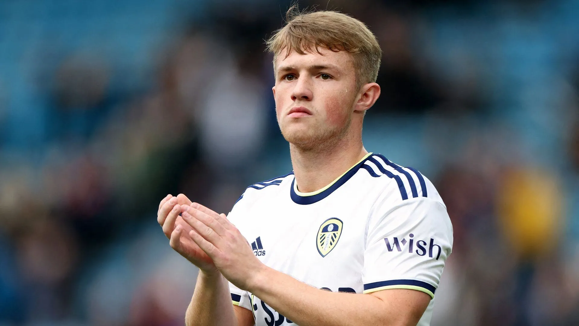 Joe Gelhardt, tiền đạo Leeds United đang tiến gần đến việc trở lại Hull City