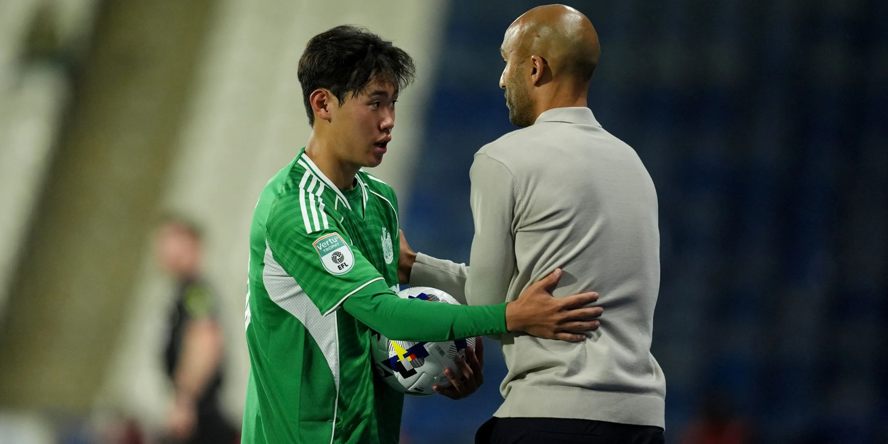 Seung Soo-Park đã gia nhập Academy Newcastle từ Suwon Bluewings